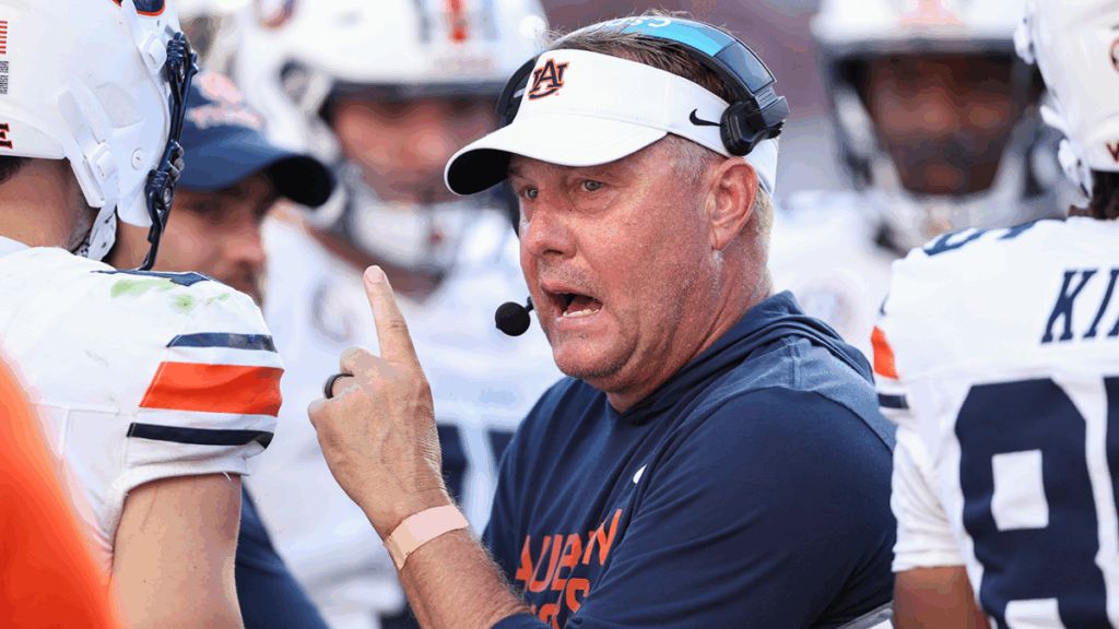 Why is Auburn's offense struggling? Bad bets at QB, OL have Hugh Freeze, Tigers succumbing to pressure