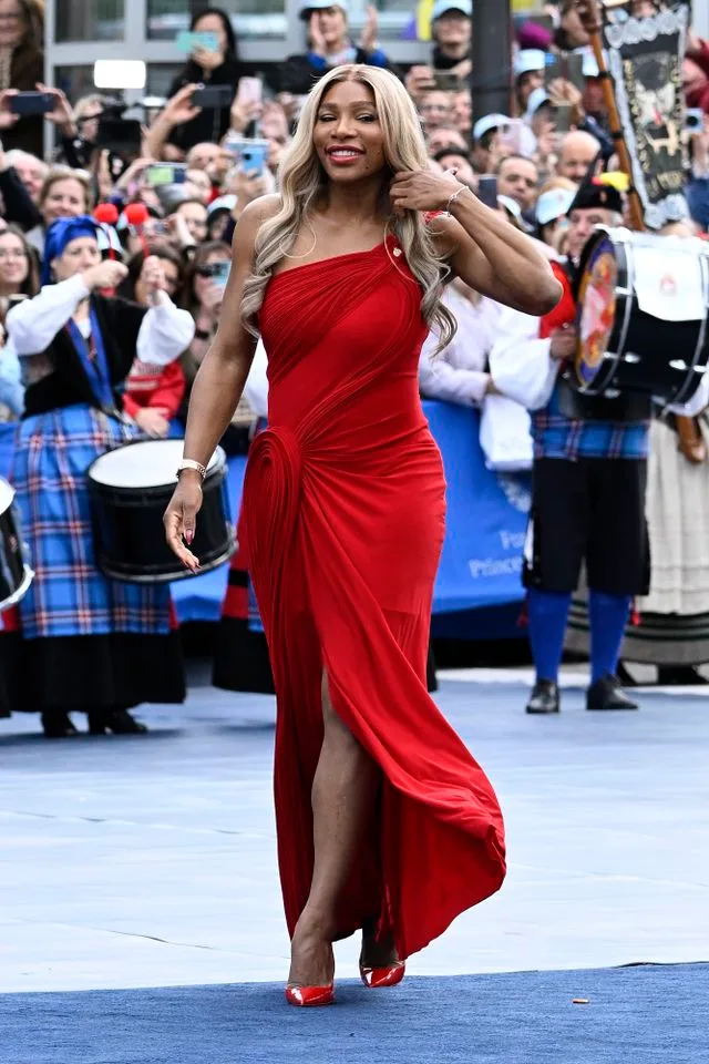 Getty Images Serena Williams, Princess of Asturias Award for Sports, on her arrival at the Campoamor Theater to attend the 'Princess of Asturias Awards 2025' ceremony on October 24