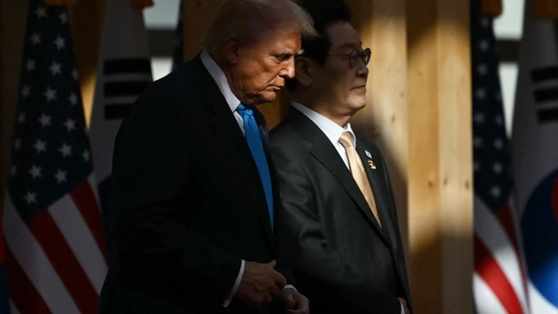 Government shutdown: Trump returns from Asia to a domestic crisis
