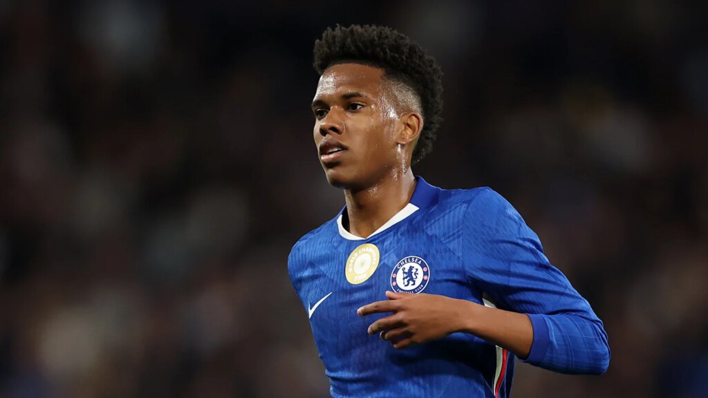 Chelsea's rising star Andrey Santos, a versatile midfielder, is of great interest to Juventus