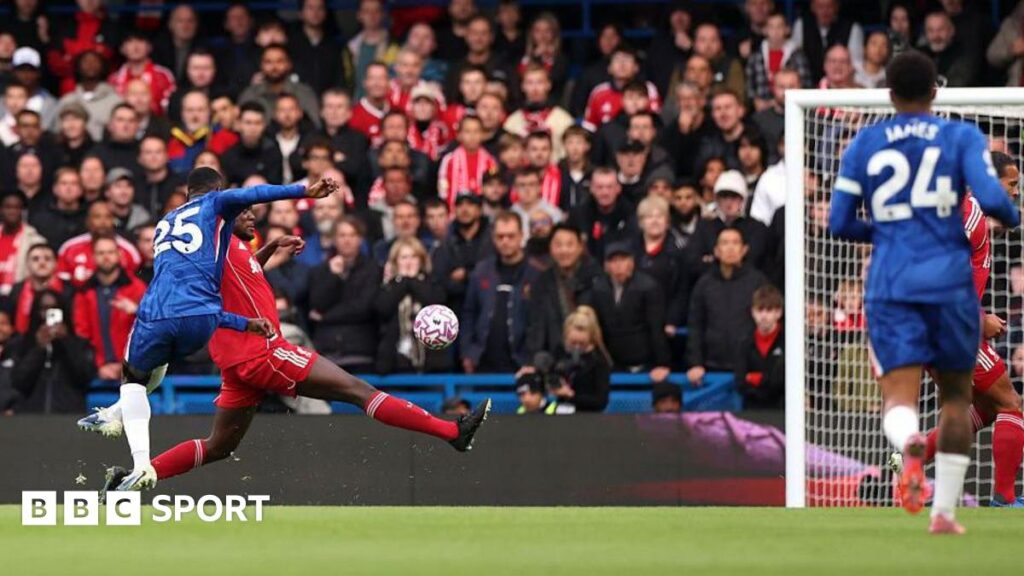 Premier League LIVE: Build-up to kick-offs, including Leeds United v Tottenham, Arsenal v West Ham, Manchester United v Sunderland and Chelsea v Liverpool