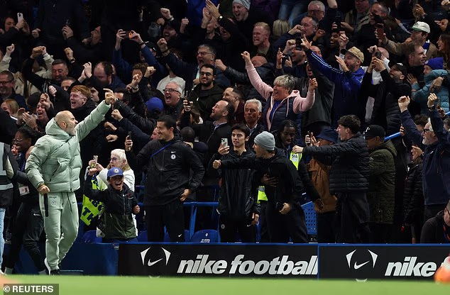 Chelsea have no intention of letting their manager Enzo Maresca leave in mid-season