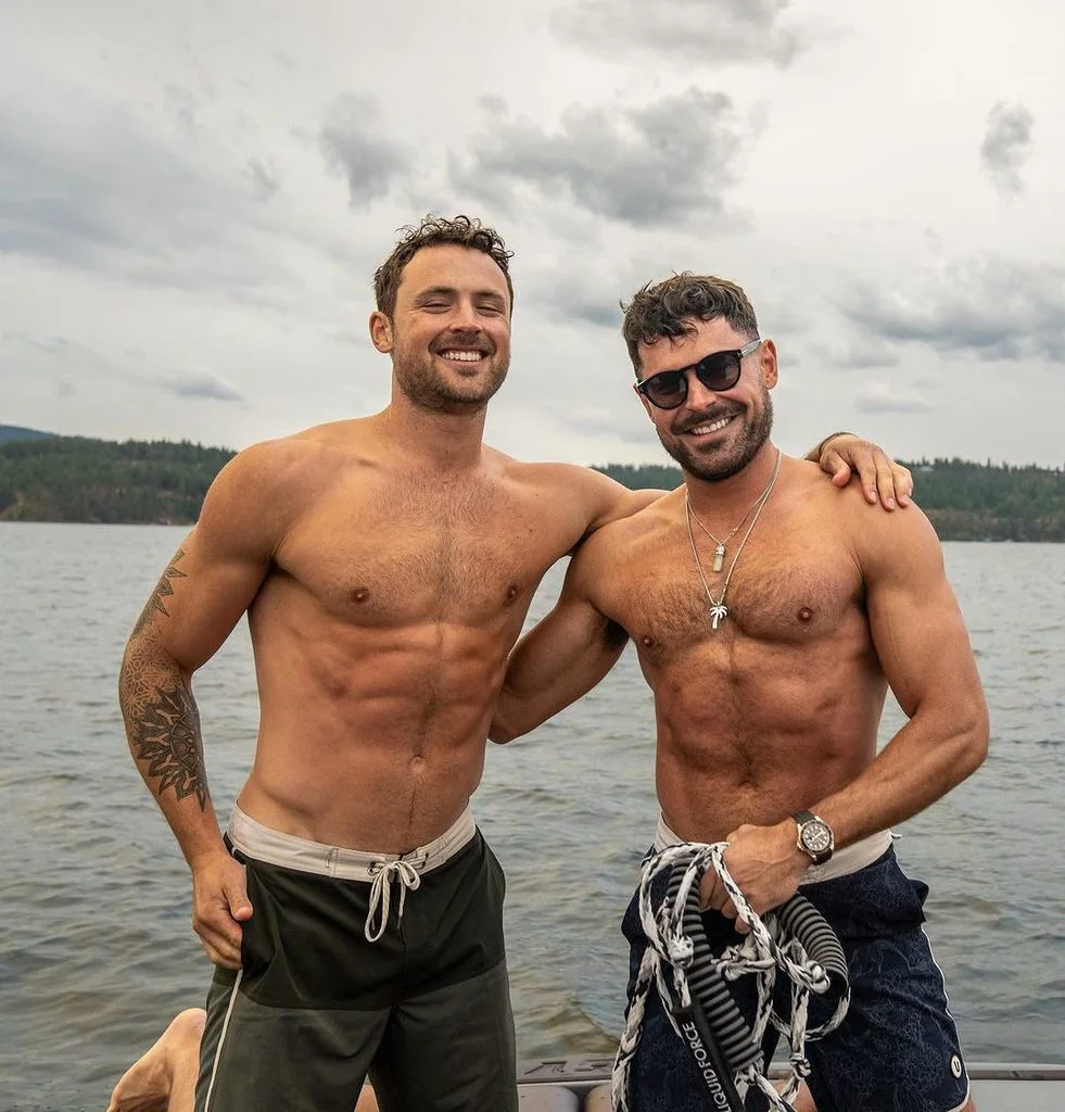 Meet Zac Efron's younger brother Dylan who could be his twin
