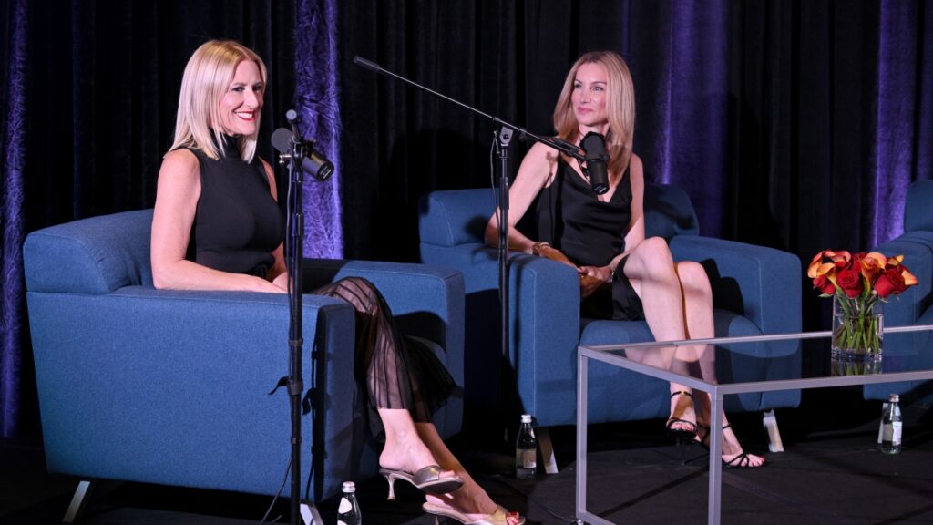 The ‘I’ve Had It’ podcast is popular with disaffected Democrats : NPR