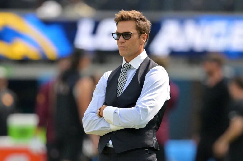 Tom Brady Sends Message for MLB Legends David Ortiz, Alex Rodriguez, Derek Jeter, and FOX Colleague Kevin Burkhardt