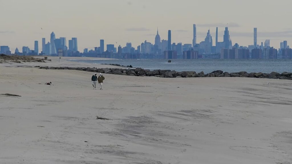 New Jersey declares state of emergency ahead of season's 1st major winter storm