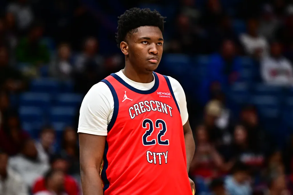 New Orleans Pelicans center Derik Queen looks on in the second half of an NBA basketball game.