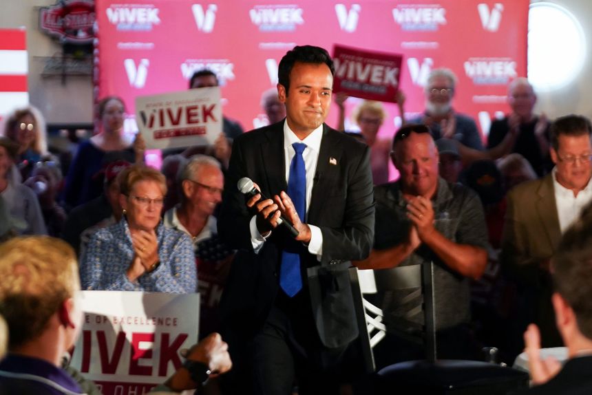 Ramaswamy walks up to the stage during his town hall on crime on August 4, 2025, in Cincinnati.