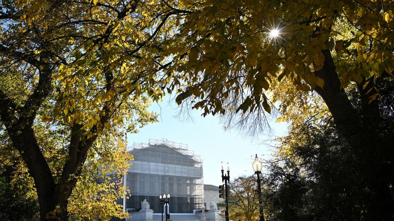 Supreme Court allows Texas to use Trump-backed congressional map in midterms