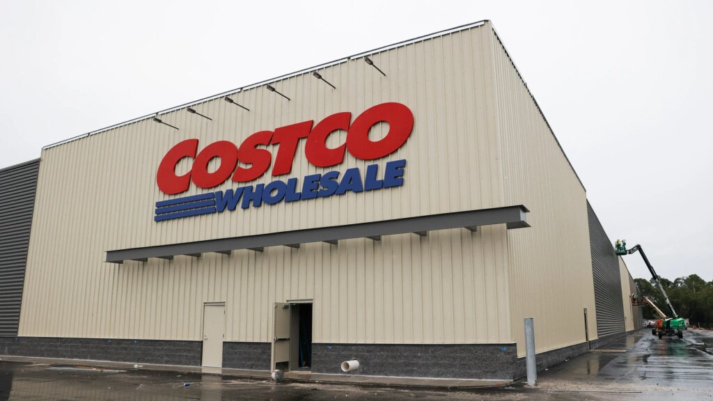 What are Costco's hours on New Year's Eve 2025? Here's what to know