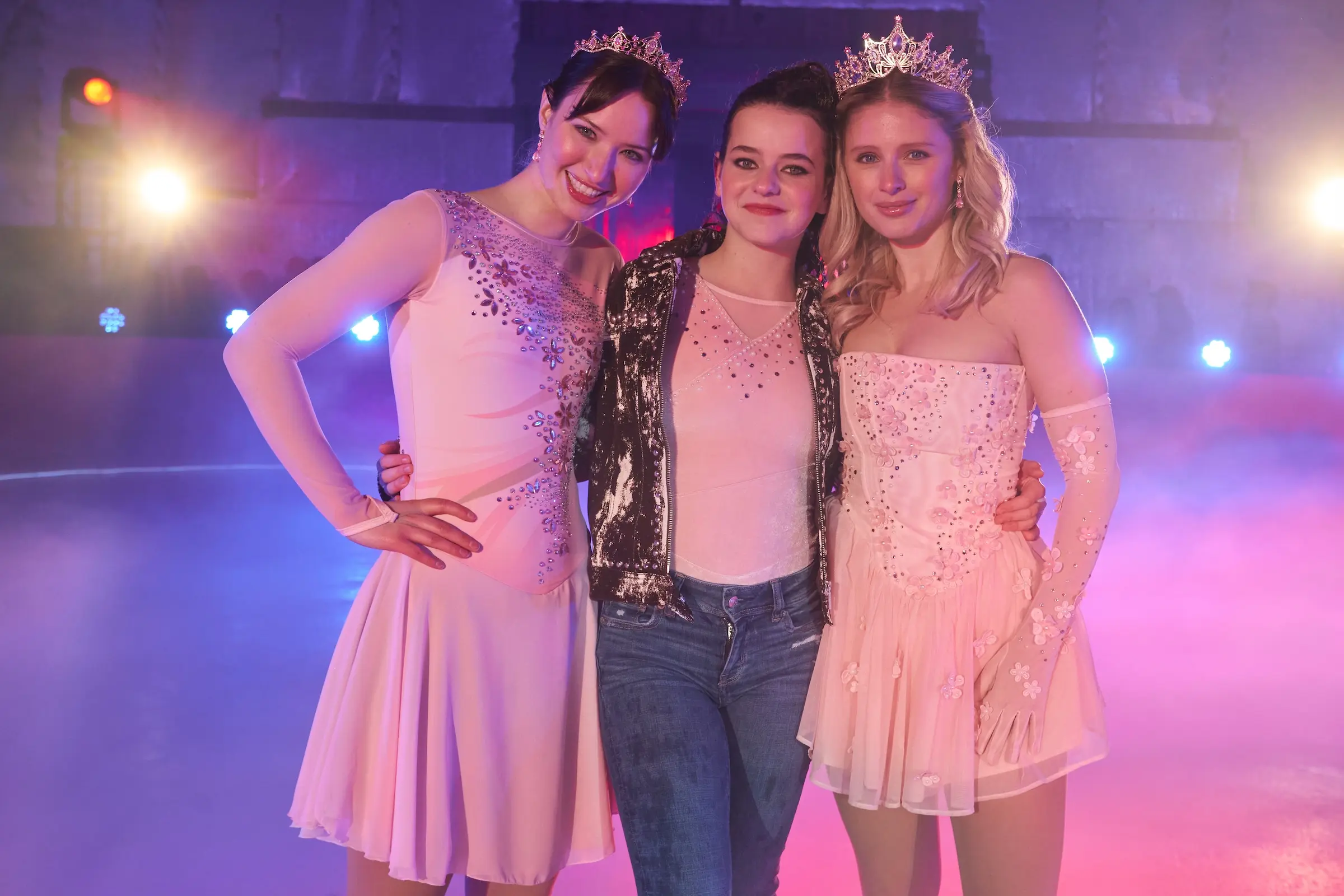 Finding Her Edge: Season 1. (L-R) Madelyn Keys as Adriana Russo, Alice Malakhov as Maria Russo, and Alexandra Beaton as Elise Russo in Finding Her Edge: Season 1. Cr. NETFLIX © 2026