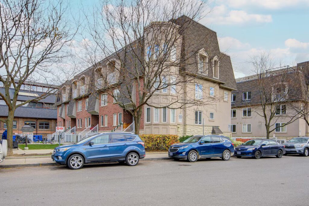 Steady interest rate could encourage buyers, transit issues fuelling housing crisis and the Home of the Week: Canadian real estate news for the week of Jan. 30