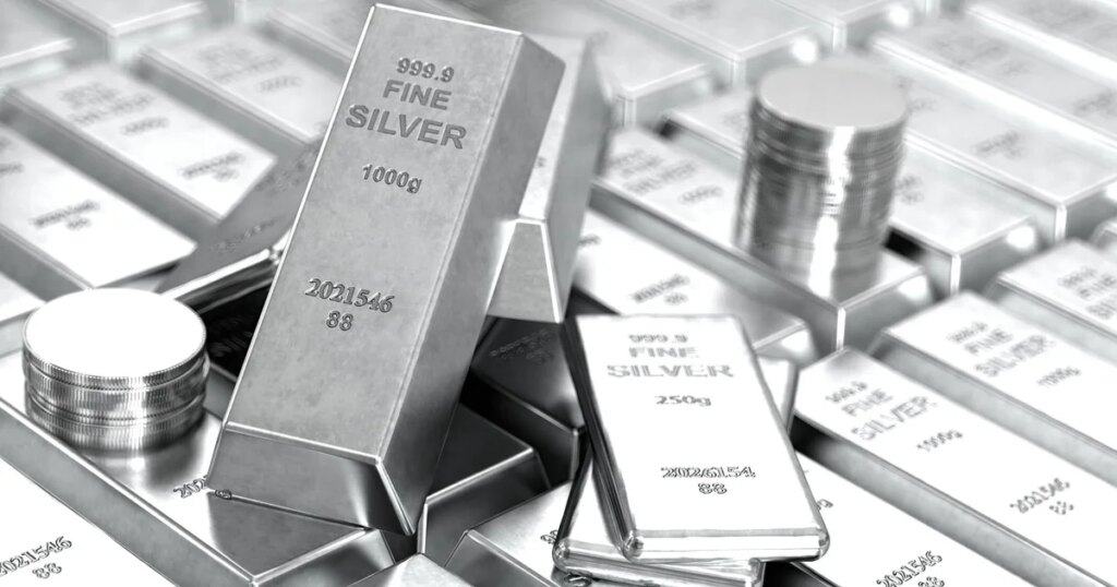 What are the downsides of investing in silver?