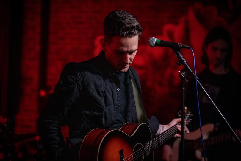 Lizzie Rose Music Room presents Tim Hause on Friday