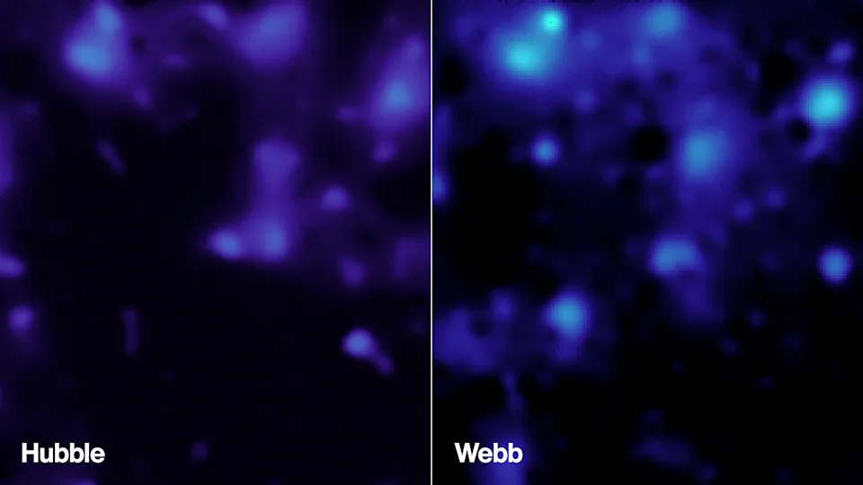 Dos mapas de materia oscura que muestran manchas azules sobre fondos negros. Las manchas JWST son ligeramente más claras que las manchas del Hubble.