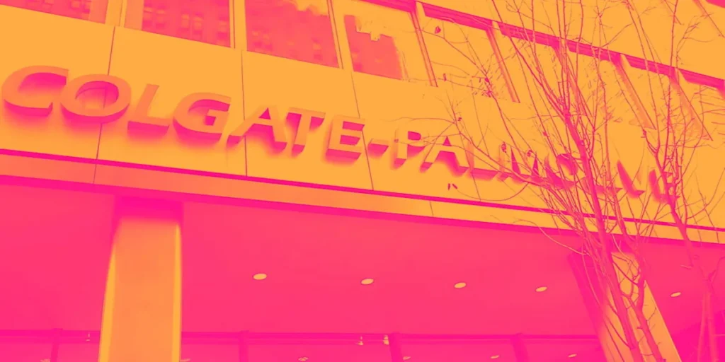 CL) Vs The Rest Of The Household Products Stocks