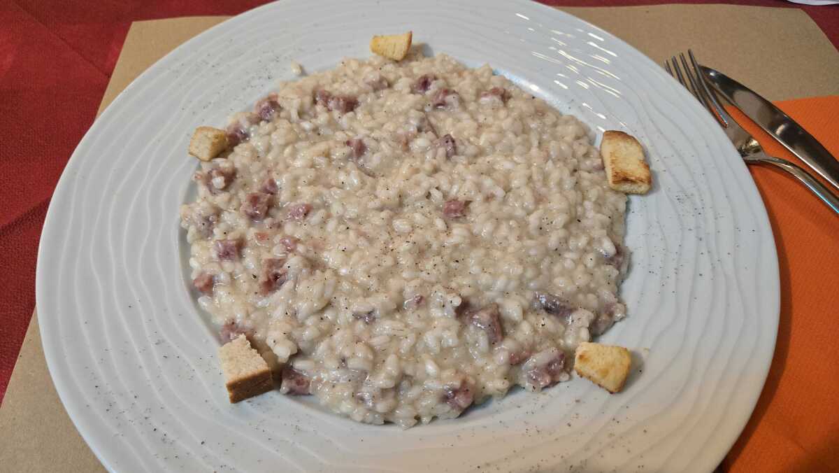 Risotto col codeghin e la peara from Tre Risotti Trattoria.