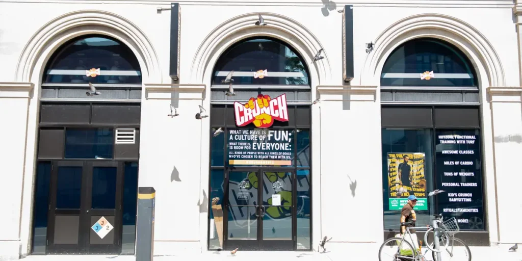 Crunch Faces Backlash After Leaked ICE Memo From Texas Franchise