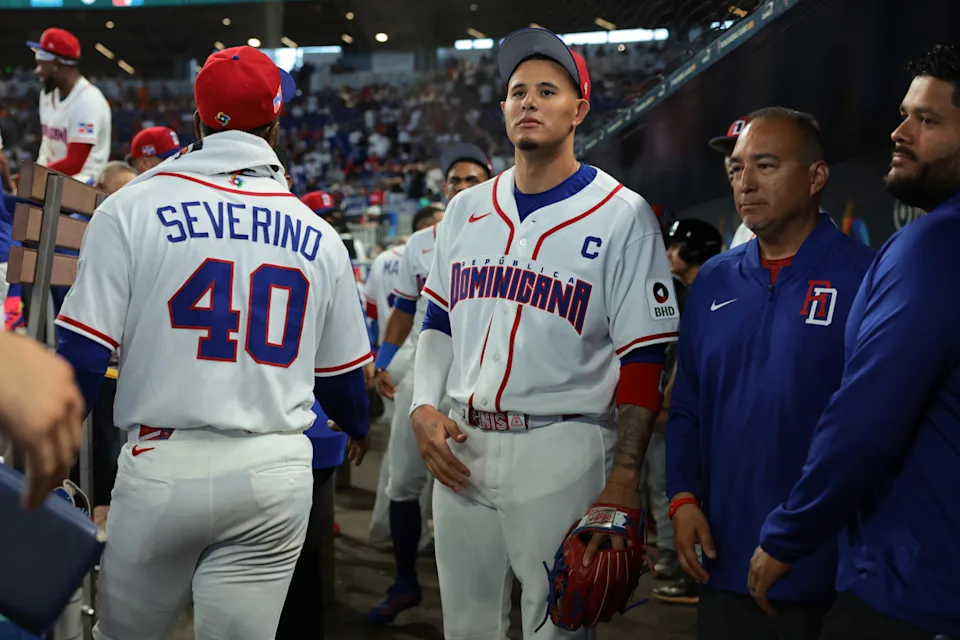 Dominican Republic third baseman Manny Machado (3) against the Netherlands.© Sam Navarro-Imagn Images