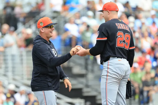 Detroit Tigers manager A.J. Hinch (14) comes to the mound to take out Detroit Tigers starting pitcher Tarik Skubal (29) during the fifth inning against the Toronto Blue Jays at TD Ballpark in Dunedin, Florida, on Saturday, March 14, 2026.