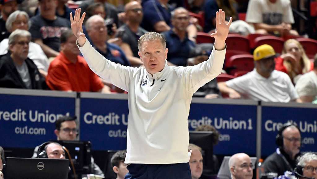 Bearcats set to hire Jerrod Calhoun as next men's basketball coach