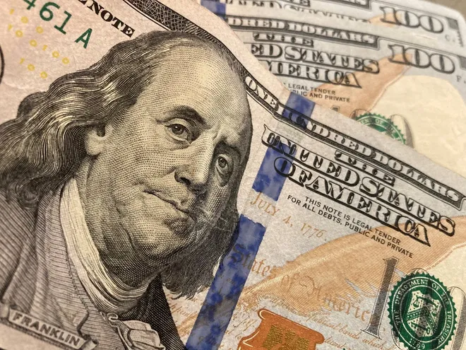 Tax filers saw $172.26 billion in federal income tax refunds head their way through March 24. While that's a great deal of money, the total dollar amount is down $16.4 billion or down 8.7% from a year ago.
Tax refunds