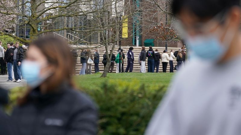 Kent meningitis outbreak: Two dead, 11 others infected in outbreak linked to English university