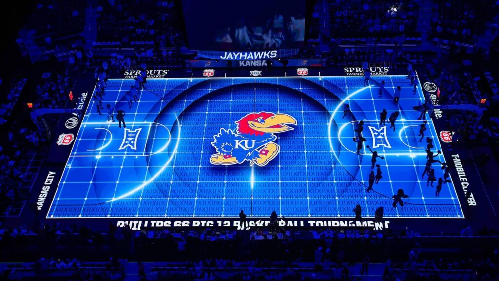 Bidunga Named to Kareem Abdul-Jabbar Center of the Year Finalist