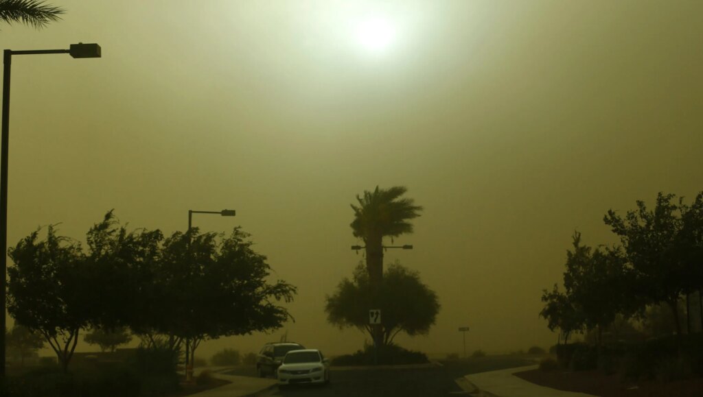 Record heat, cooling and possible rain incoming for Phoenix