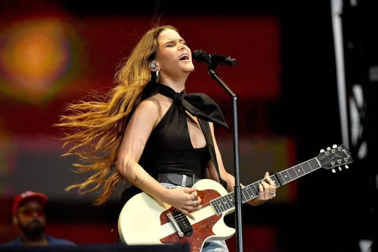 Maren Morris at Festival D'Ete De Quebec 2025