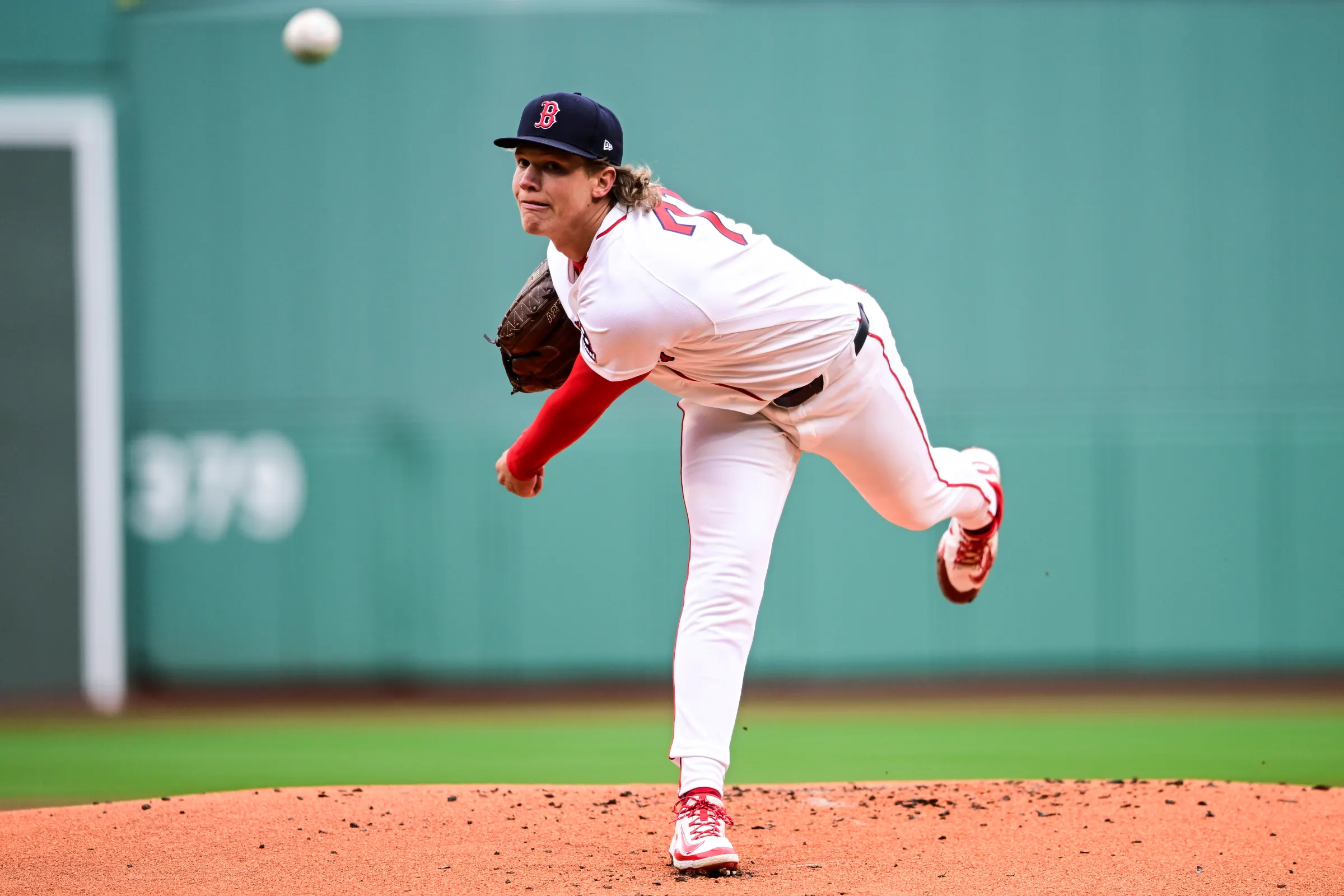 BOSTON, MASSACHUSETTS - APRIL 04: Starting pitcher Connelly Early #71 of the Boston Red Sox pitches in the first inning against the San Diego Padres at Fenway Park on April 04, 2026 in Boston, Massachusetts. (Photo by Jaiden Tripi/Getty Images)