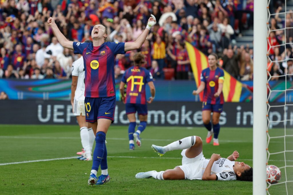 Barcelona golea al Madrid y está en semis de la Liga de Campeones femenina; Lyonnes avanza tambien