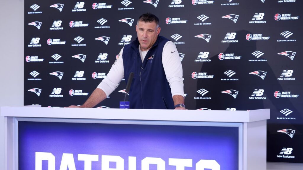Mike Vrabel to seek counseling, won't be with Patriots for NFL draft Day 3