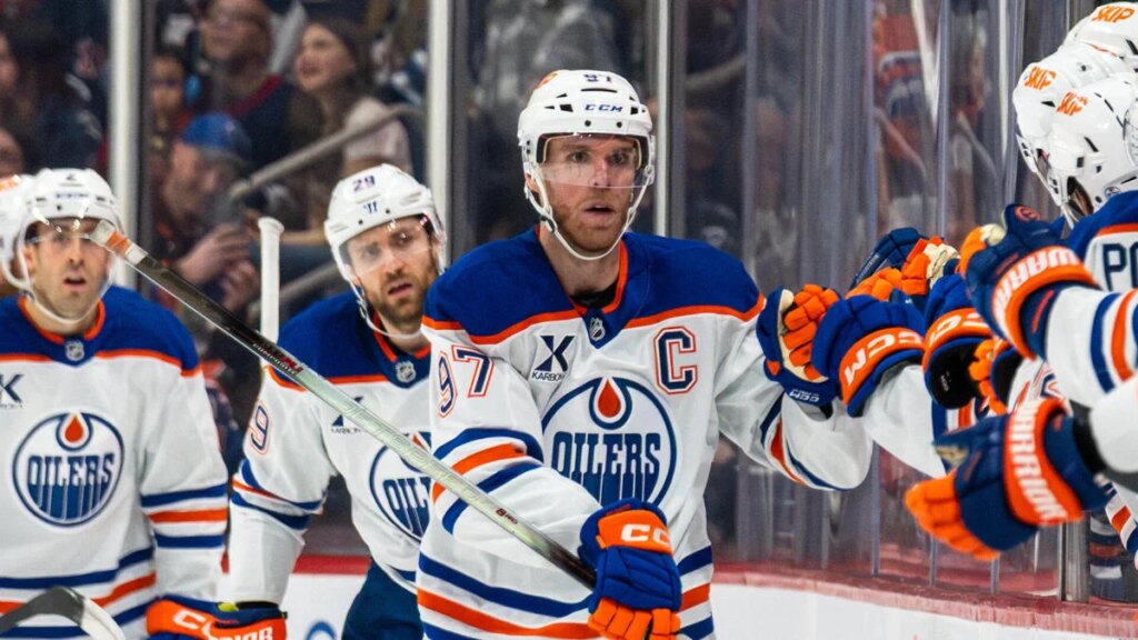 NHL Playoffs 2026 picks: Best bets for Lightning-Canadiens, Oilers-Ducks, more on Sunday