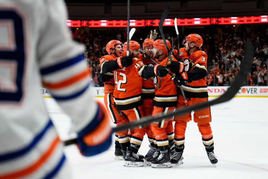 Poehling scores early in OT, Ducks push Oilers to the brink with 4-3 win in Game 4