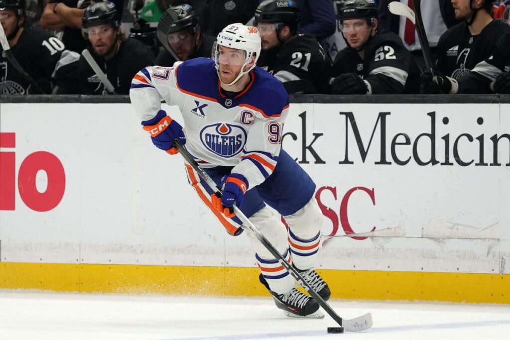 The Oilers must convince Connor McDavid to stay. That’s what these playoffs are all about