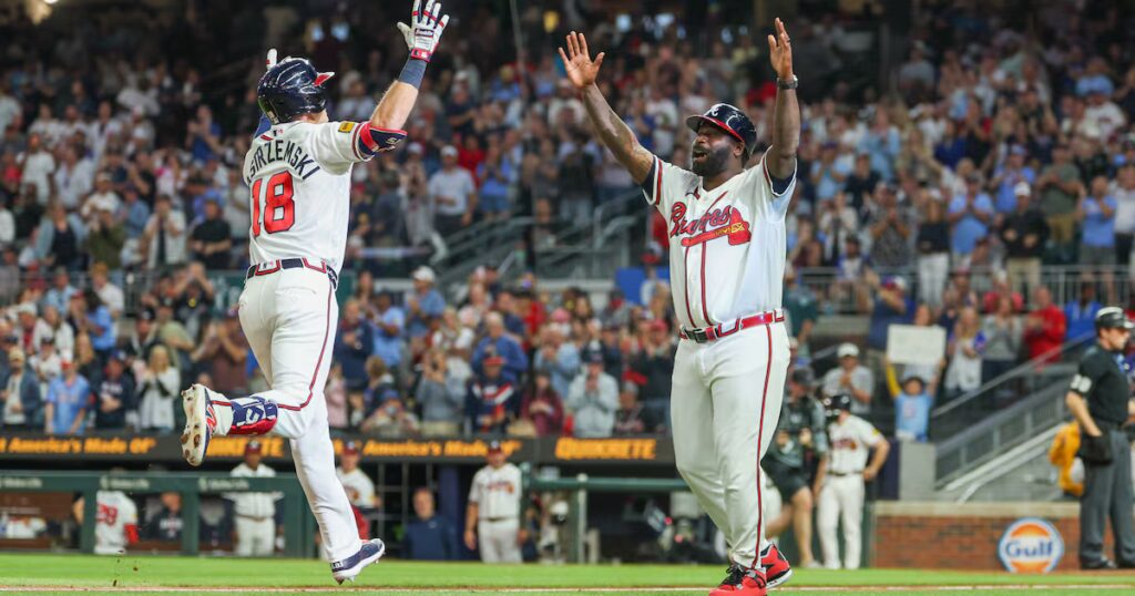 Opinion: Atlanta Braves honor Bobby Cox, Ted Turner with storybook win