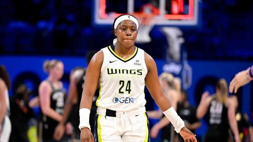Dallas Wings guard Arike Ogunbowale (24)© Jerome Miron-Imagn Images