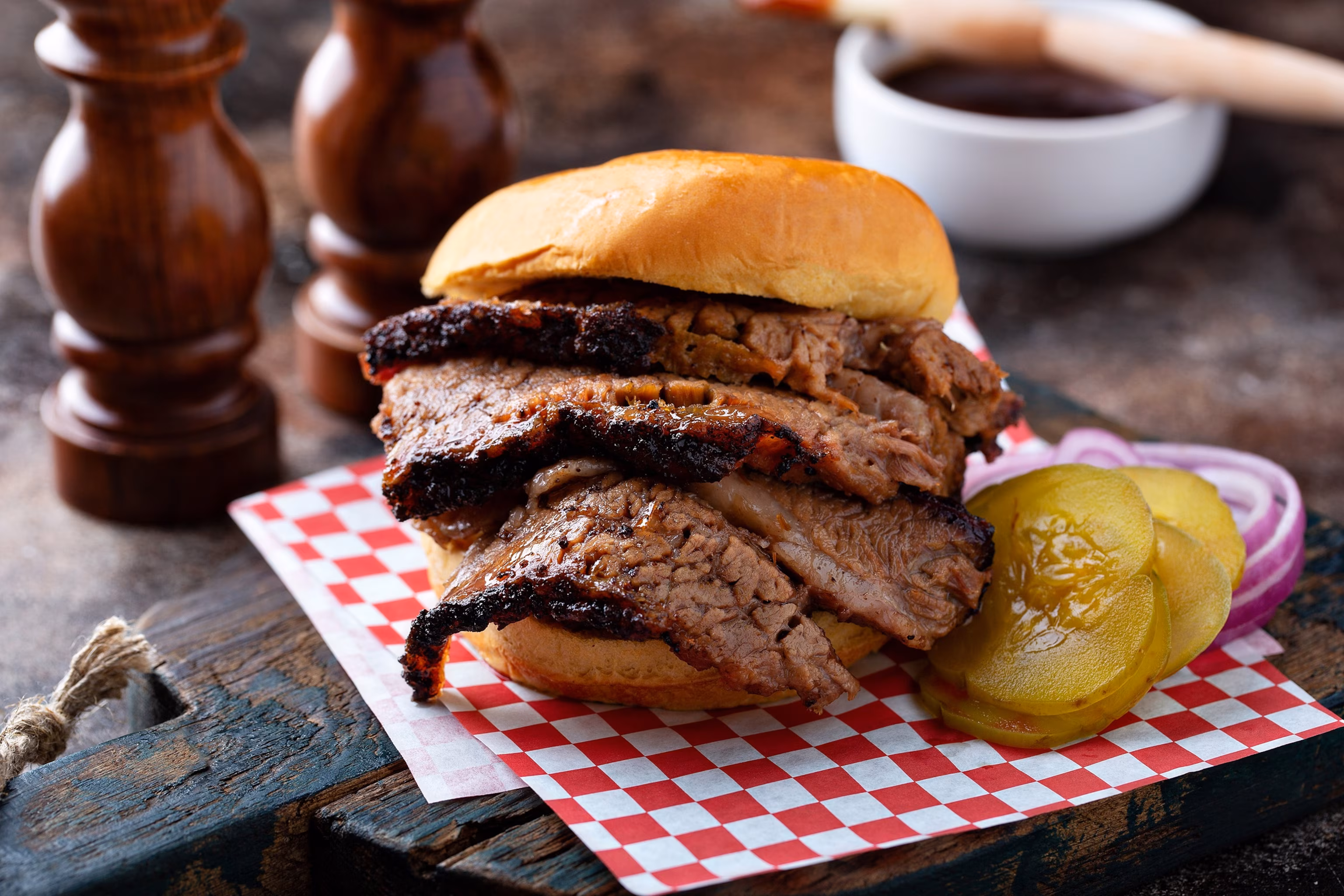 PHOTO: Smoked beef brisket sandwich