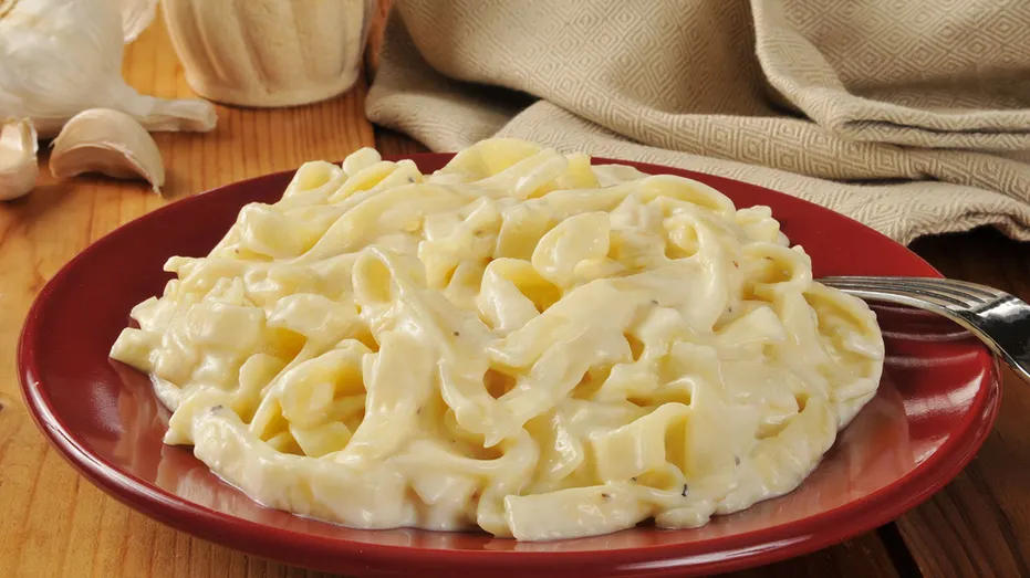 Fettuccini Alfredo on a plate