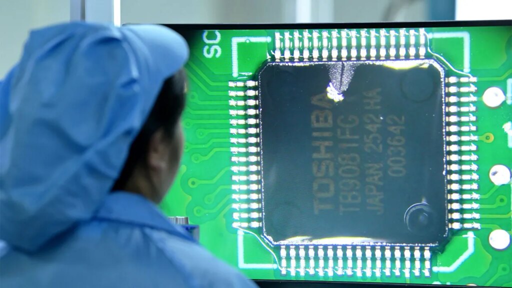 Semiconductor ETF up 89% this year as chip industry eyes $1T revenue threshold