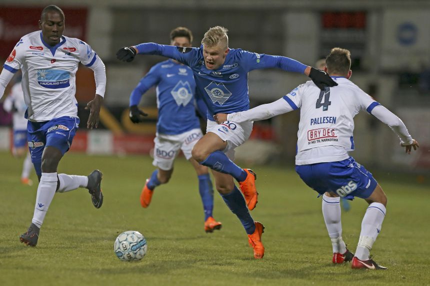 Erling Haaland, right, plays for Bryne during a Norwegian league match in 2016.