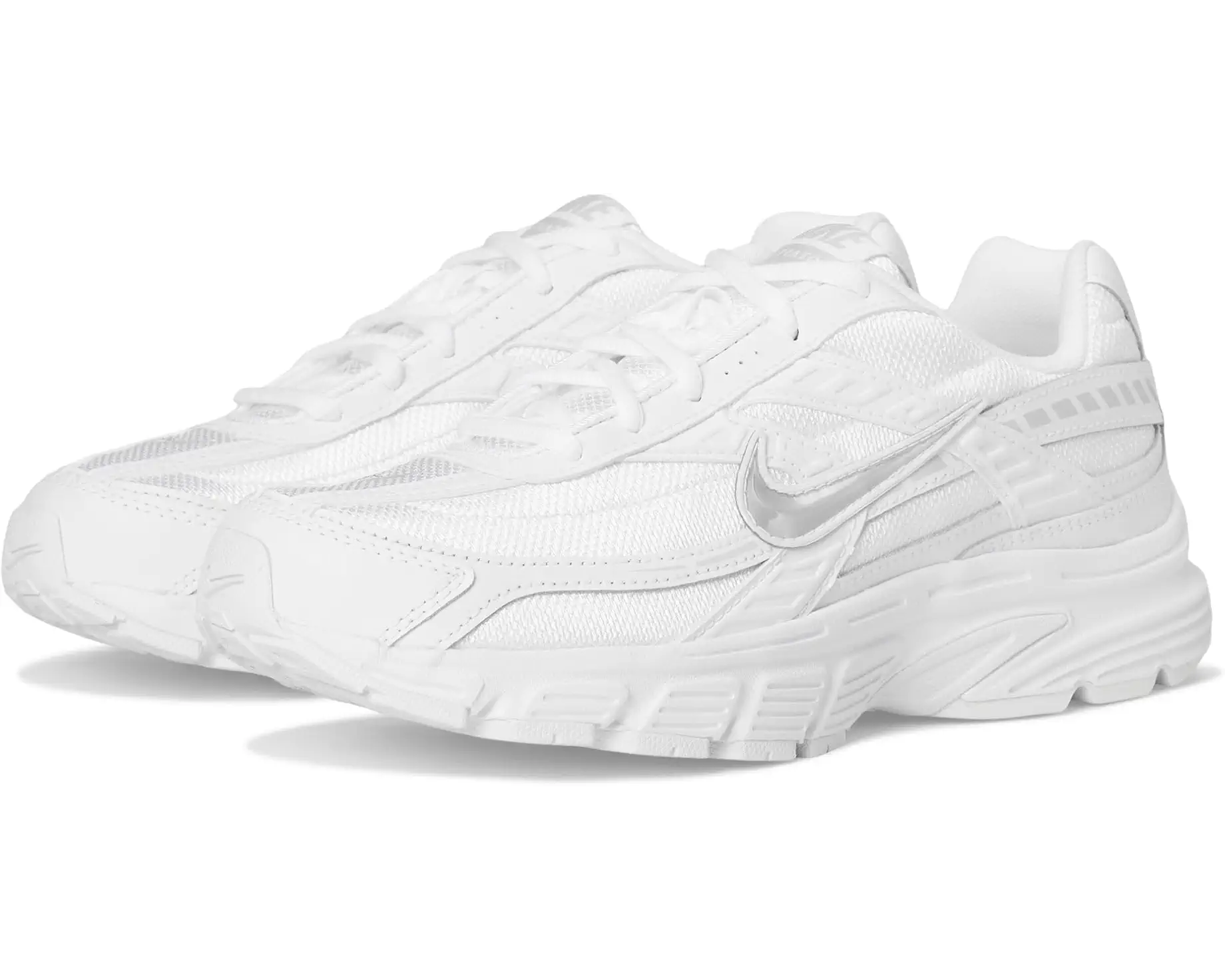 Nike, Initiator