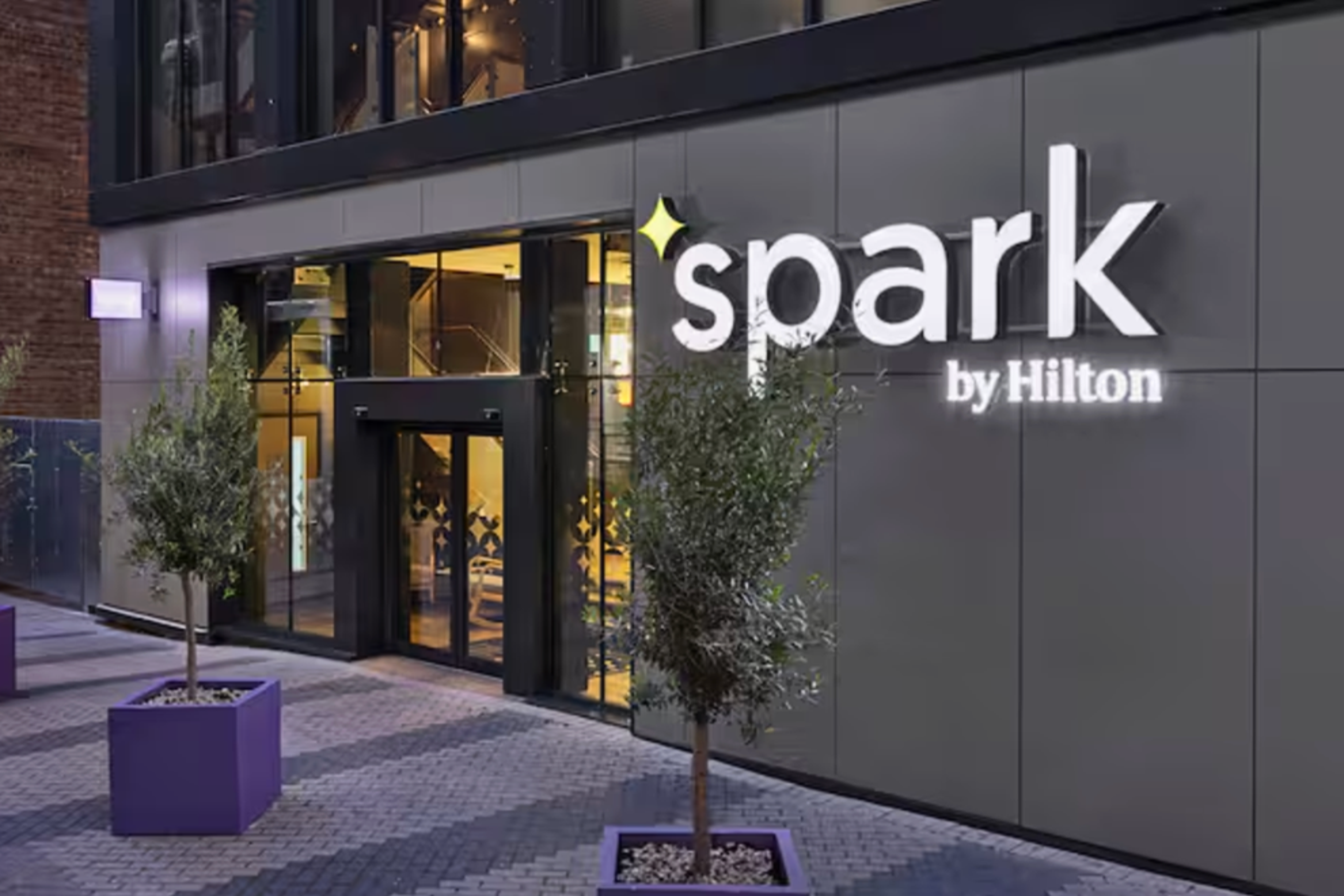 Find summer travel deals for the whole family with Spark by Hilton.