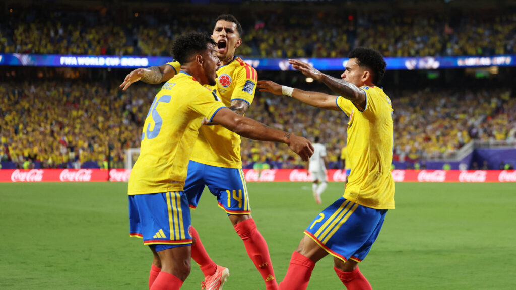 Jugadores de la Selección Colombia celebran. - Siphiwe Sibeko, Reuters.