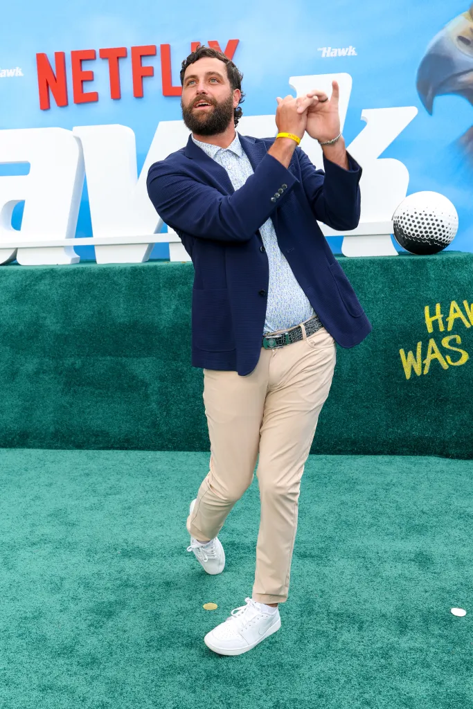 Josh Kelley at the premiere of 