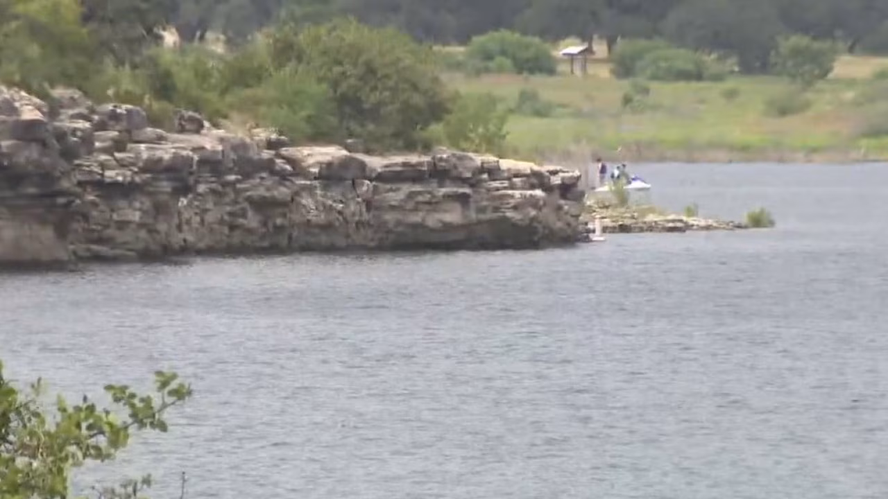 Texas flooding: Lake Travis dangerous conditions