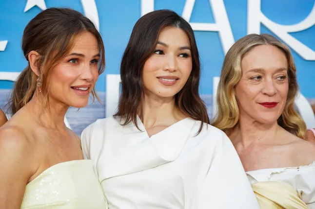 Jennifer Garner, from left, Gemma Chan, and Chloe Sevigny arrive at the premiere of 