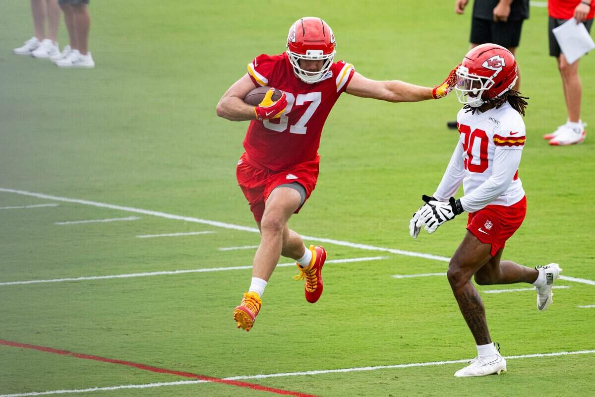 Kansas City Chiefs tight end Travis Kelce makes a catch and runs during 7-on-7 drills at Chiefs training camp on Wednesday, July 29, 2026, in St. Joseph.