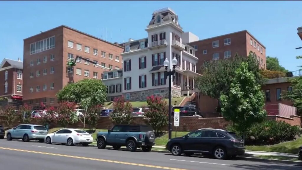 Howard University students unenrolled before fall semester – NBC4 Washington